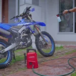 como lavar una moto con hidrolavadora