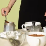 Cómo preparar bien una infusión o té para combatir plagas y proteger tu hogar