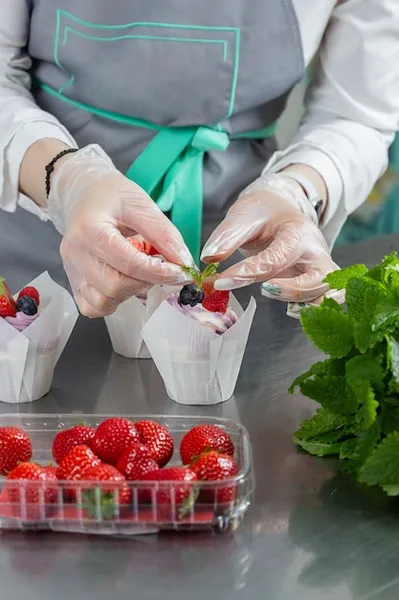 Cómo reproducir fresas por estolón, técnicas efectivas